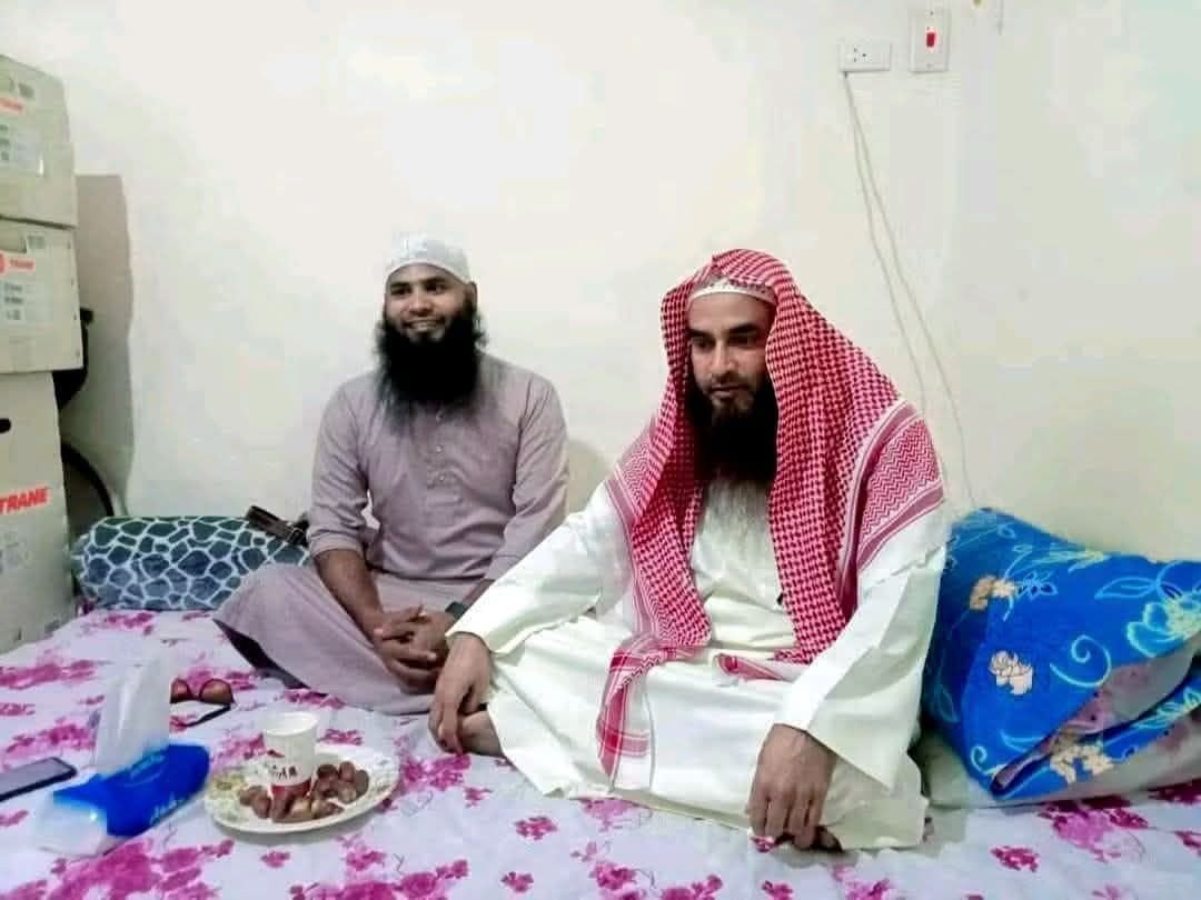 Br. Rahul Hossain Ruhul Amin with Shaikh Motiur Rahman Madani